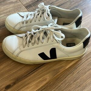 Veja Esplar Sneakers